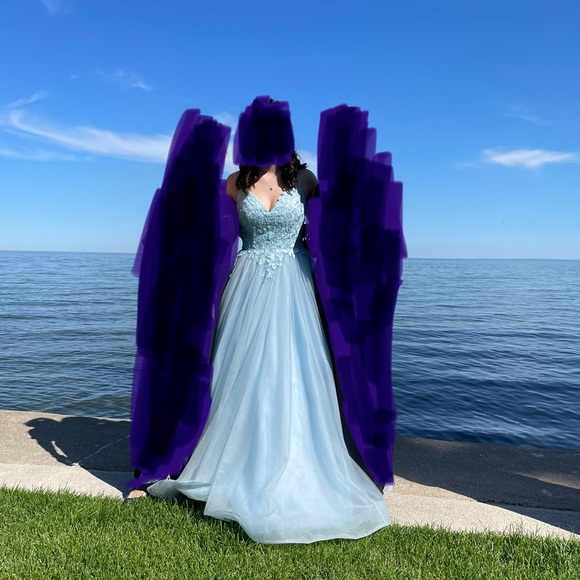 STUNNING SHERRI HILL LIGHT BLUE PROM BALLGOWN DRESS - Picture 1 of 1